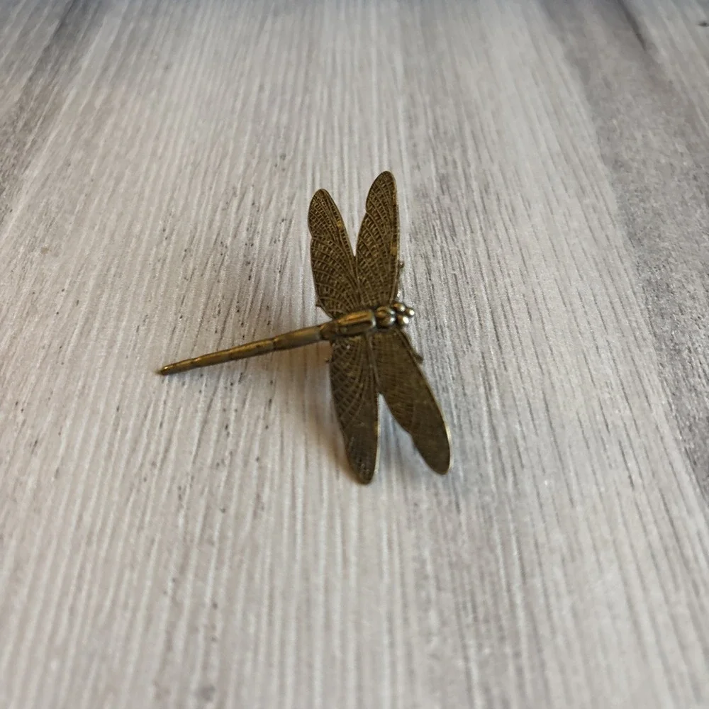 Vintage Gold/Brass Tone Dragonfly Animal Brooch Pin